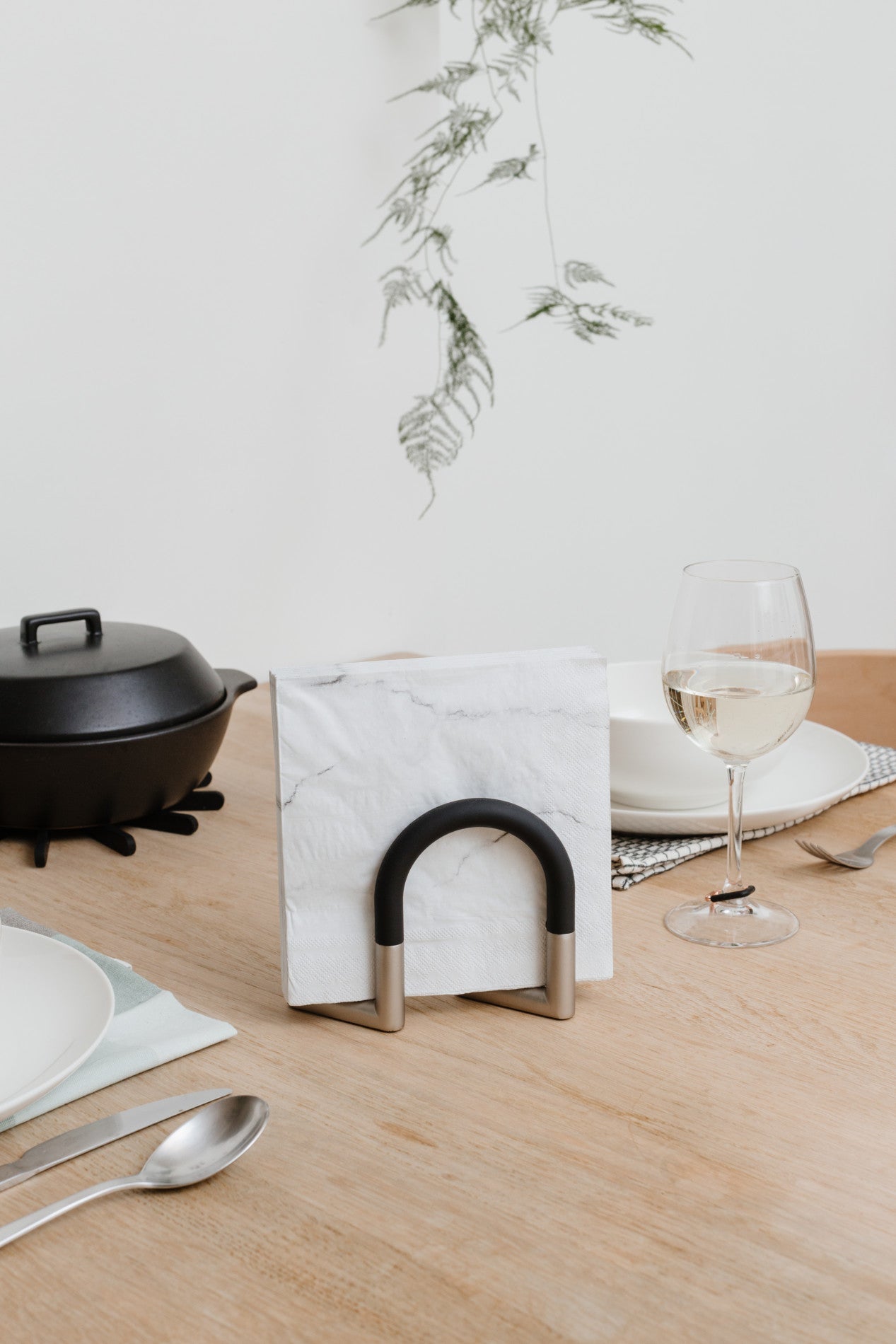 Porte-serviettes pivotant